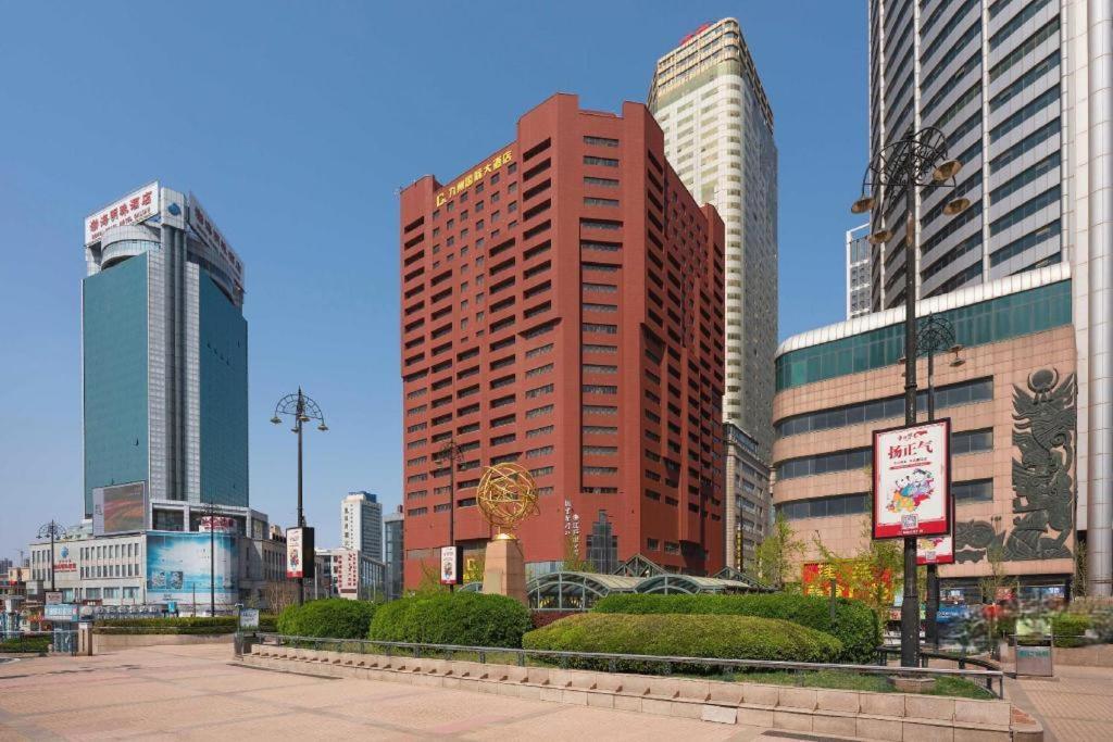 Dalian Grand Continent International Hotel Exterior photo