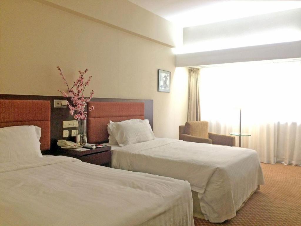 Dalian Grand Continent International Hotel Exterior photo